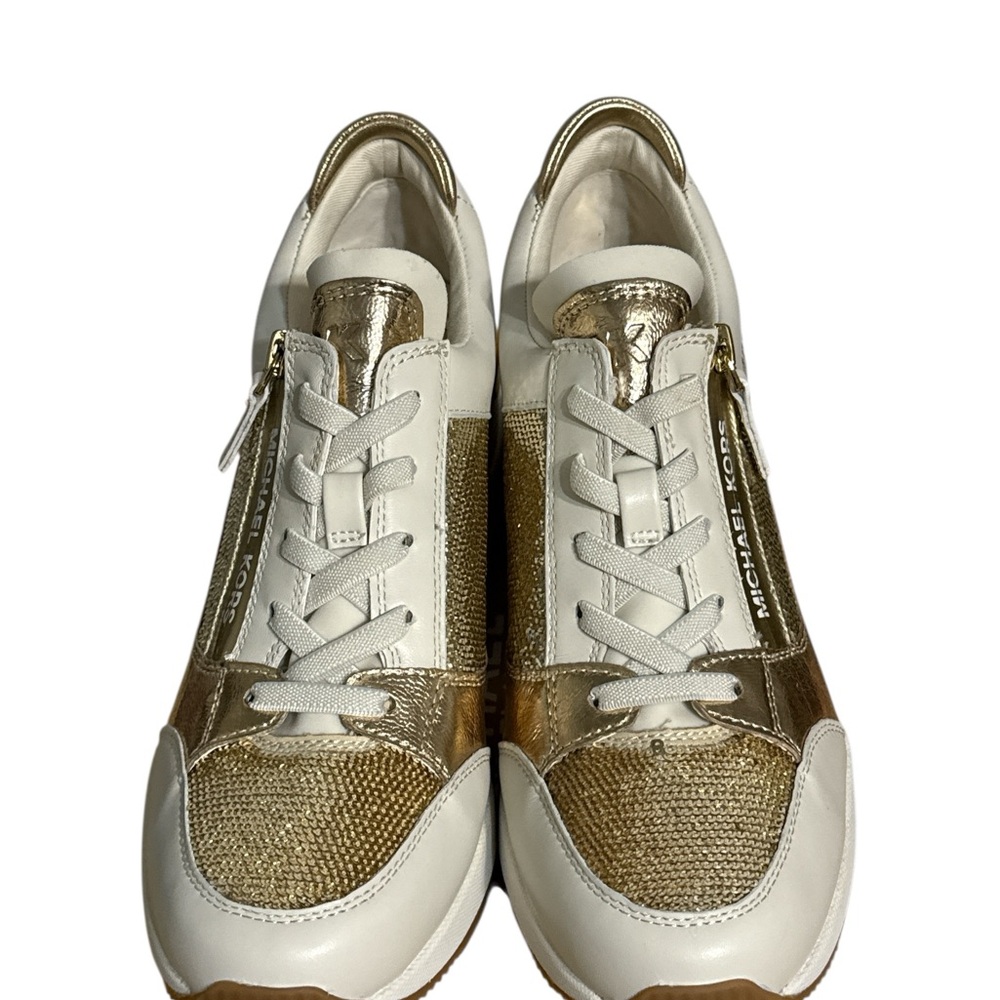 ❤️🎁Michael  Kors Darby Wedge Gold and White Women's Sneakers - Picture 2 of 4